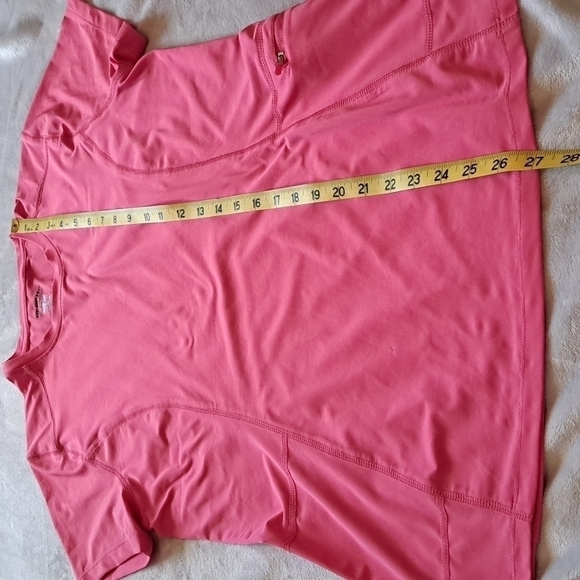 𝅺NEW REEL LEGENDS Hot Pink Short Sleeve Performance Freeline Fishing Top MEDIUM - Picture 7 of 8